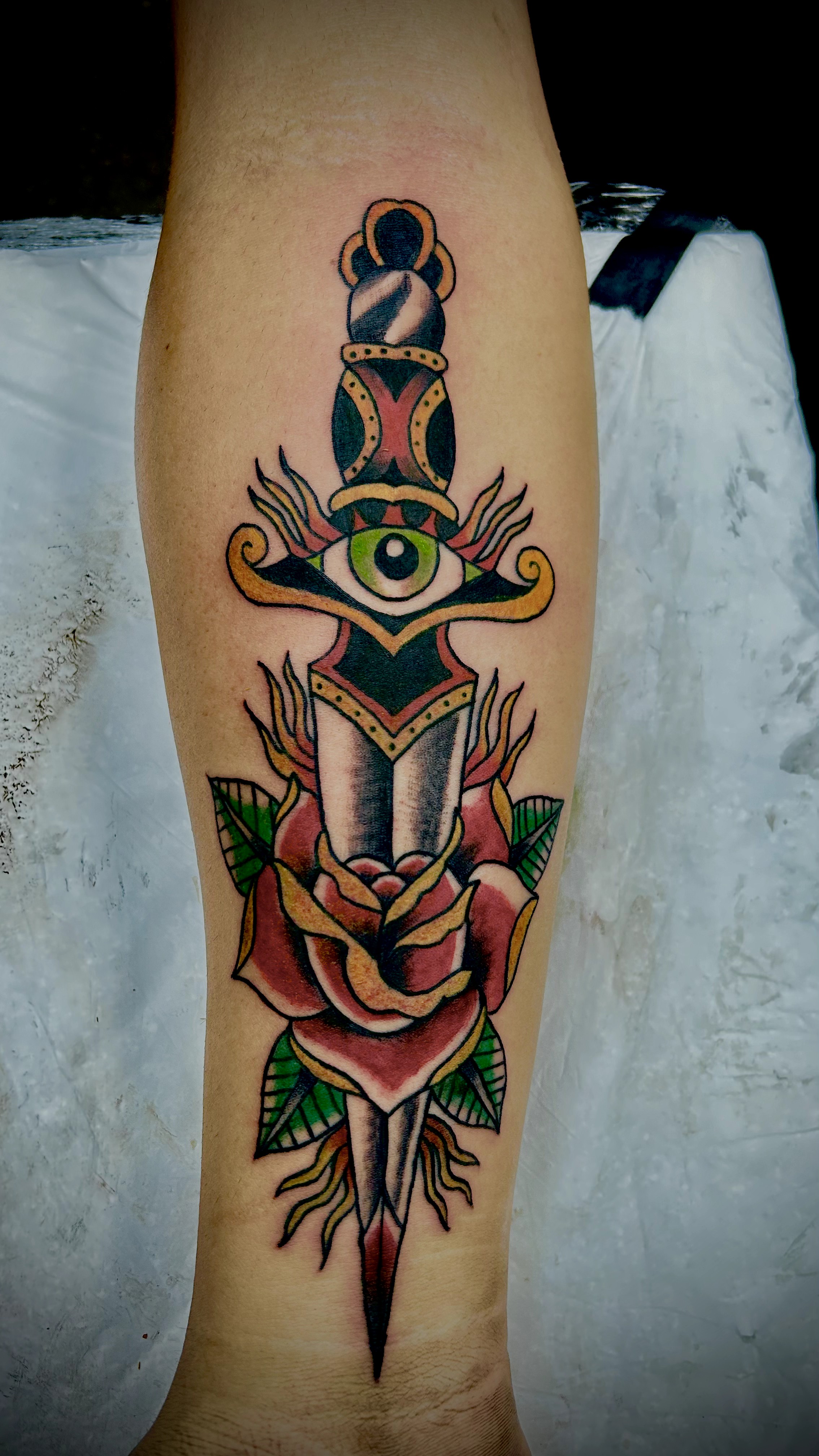 Tatuagem feita no estúdio New Is Cool