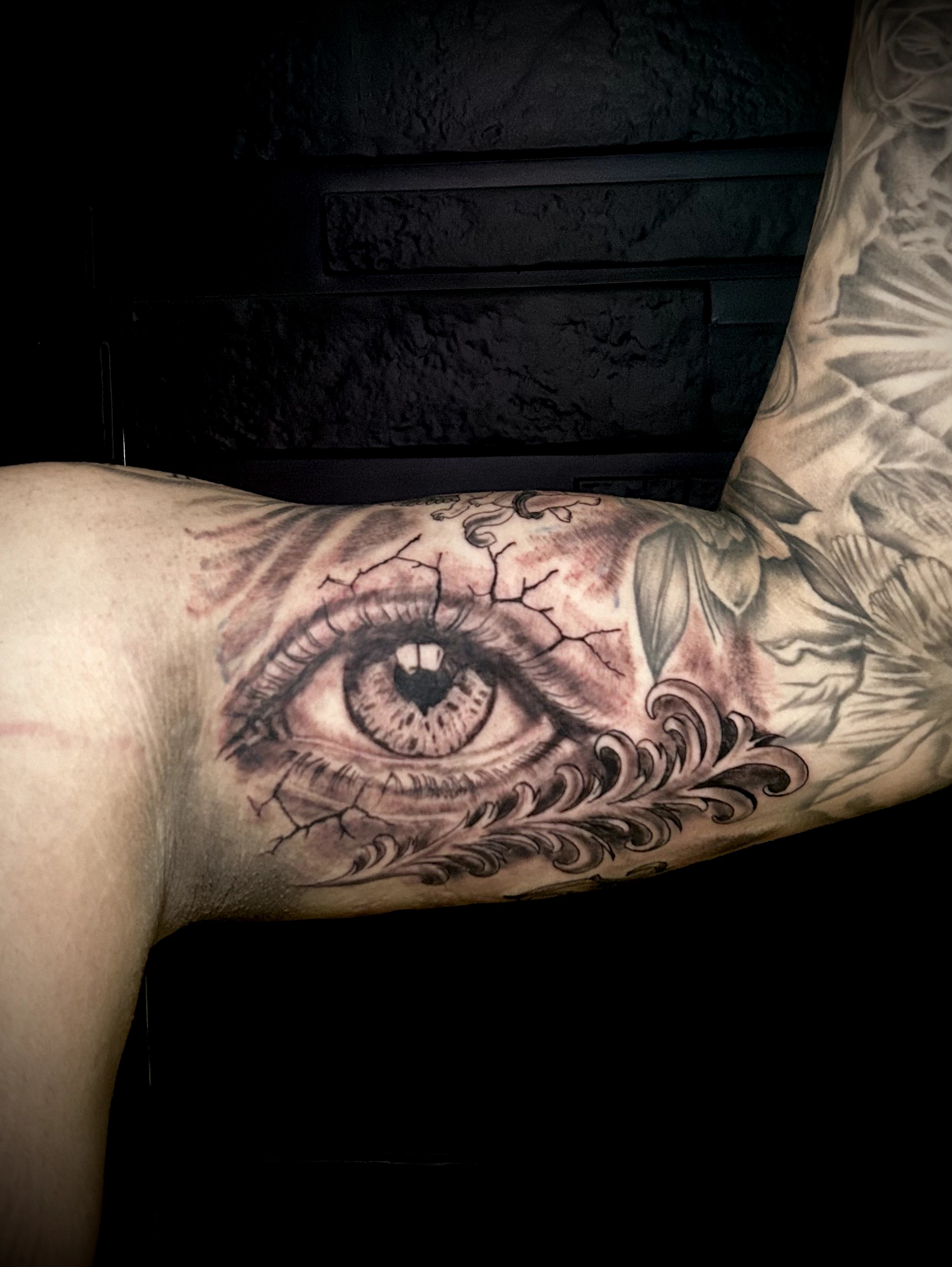 Tatuagem feita no estúdio New Is Cool
